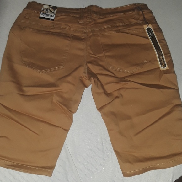 Super comfy stretch shorts - Picture 2 of 5